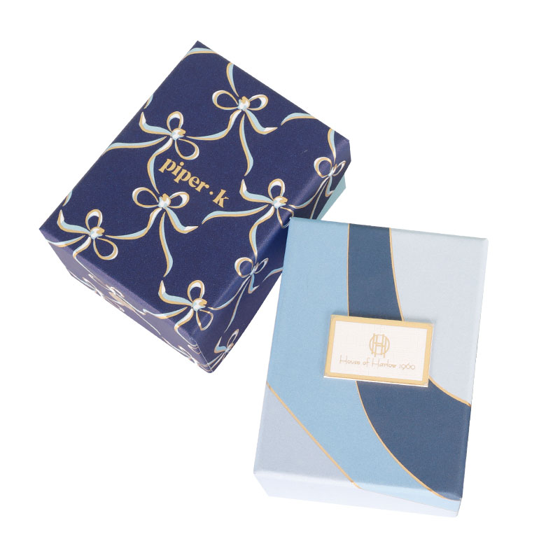 Low MOQ Glossy Matt Lamination Embossing Recycled Materials Custom Eco-Friendly Gift Set Packaging Boxes